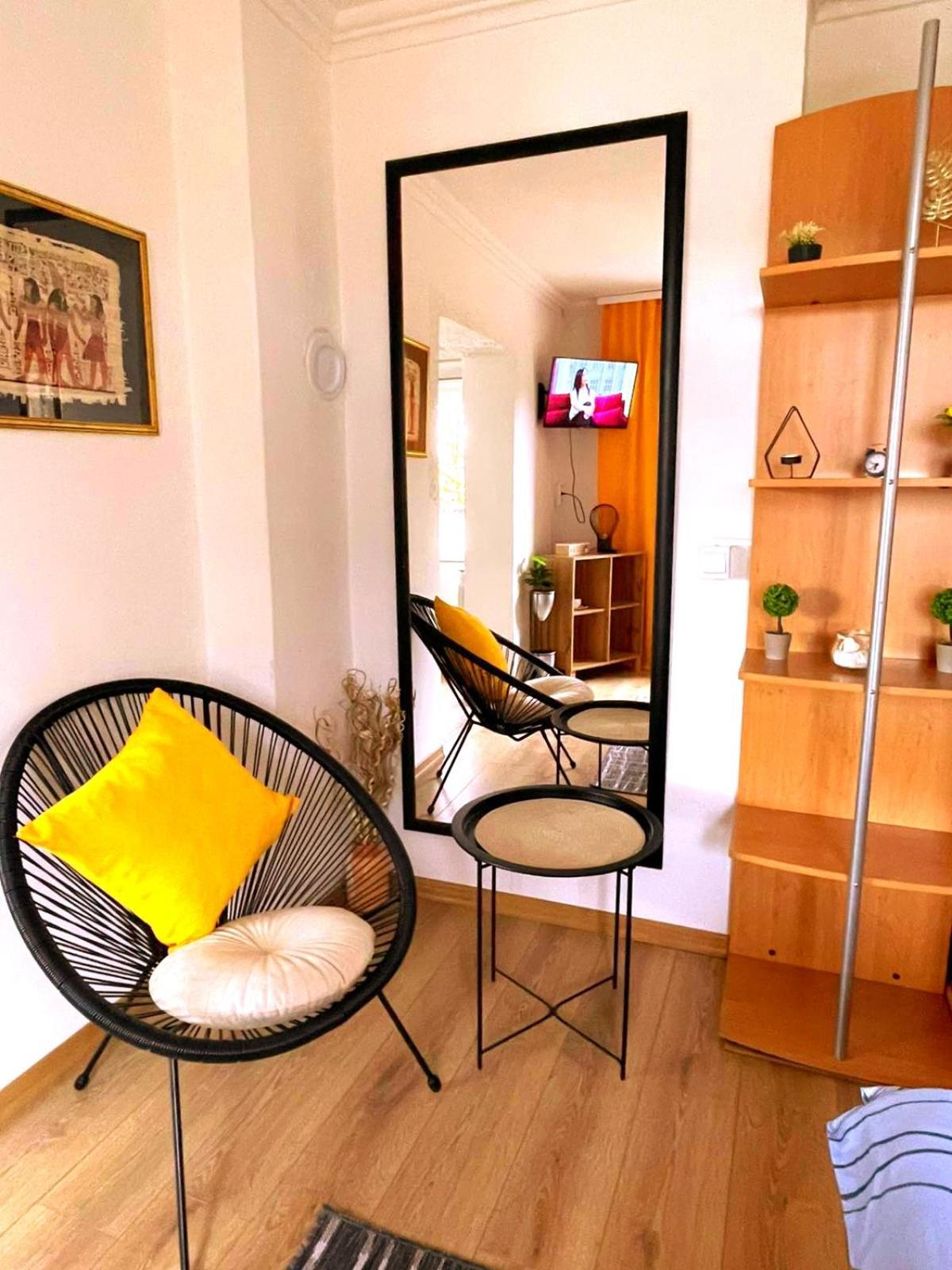 Garden Free Parking Apartment Sarajevo Exterior photo