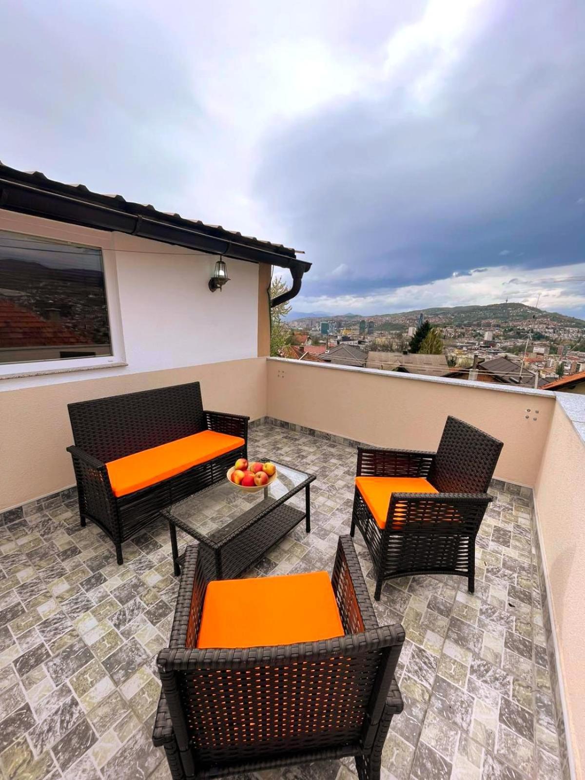 Garden Free Parking Apartment Sarajevo Exterior photo